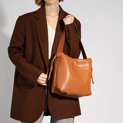 Brown bucket bag, high-end niche, large capacity, one-shoulder, crossbody, lazy, genuine cowhide, ladies' commuter bag