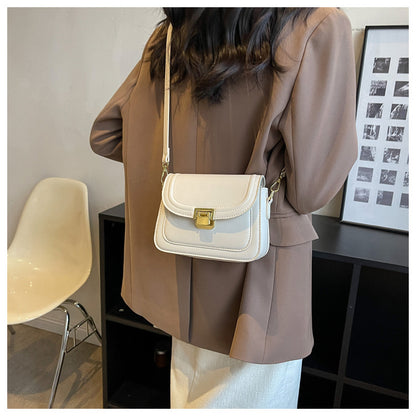 Western retro bag for women 2023 popular new style trendy online celebrity shoulder bag versatile ins crossbody small square bag