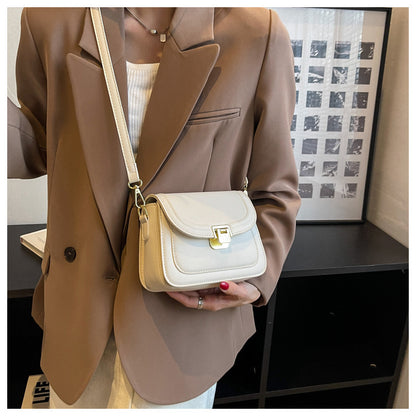 Western retro bag for women 2023 popular new style trendy online celebrity shoulder bag versatile ins crossbody small square bag