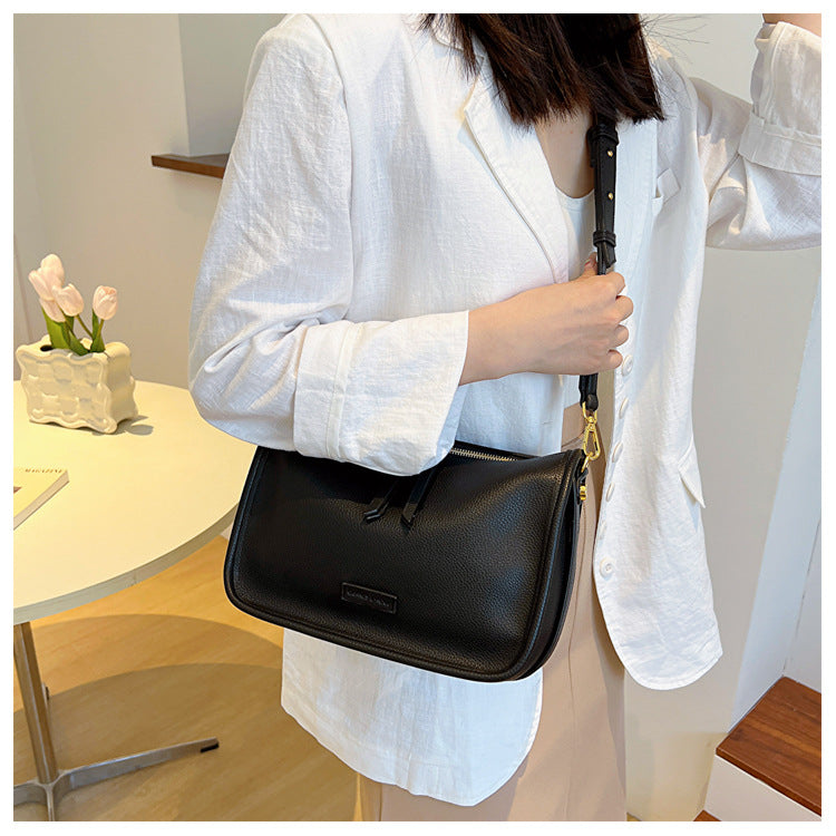 2025 new niche design casual shoulder underarm bag high-end versatile crossbody bag