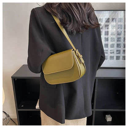 2025 new style trendy and versatile simple niche shoulder underarm bag messenger bag