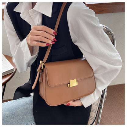 2025 new high-end shoulder and crossbody bag, popular small square bag