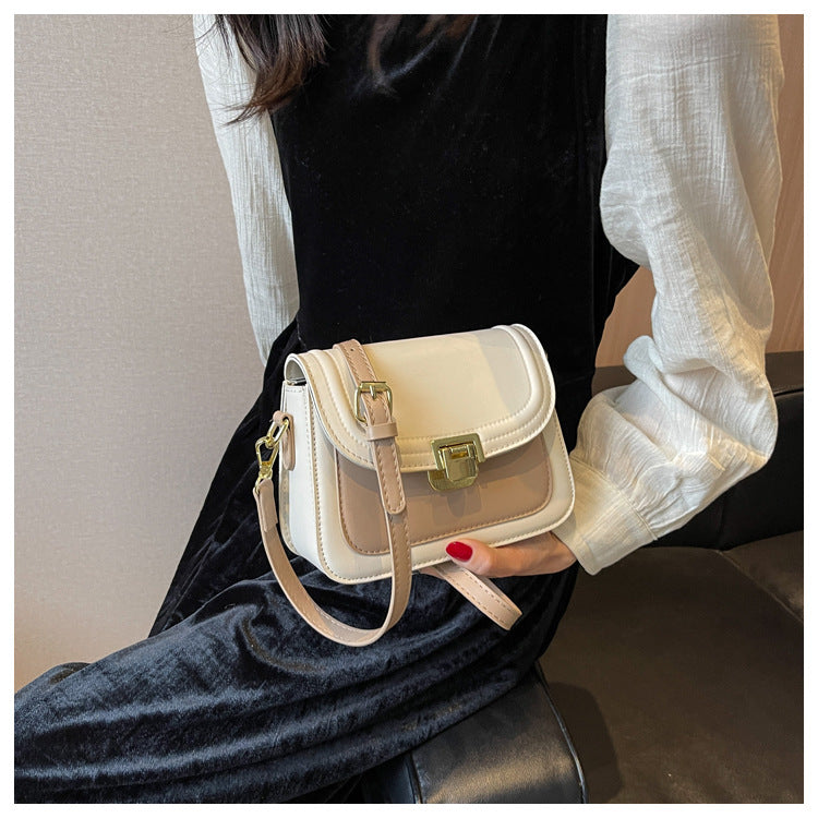 Western retro bag for women 2023 popular new style trendy online celebrity shoulder bag versatile ins crossbody small square bag