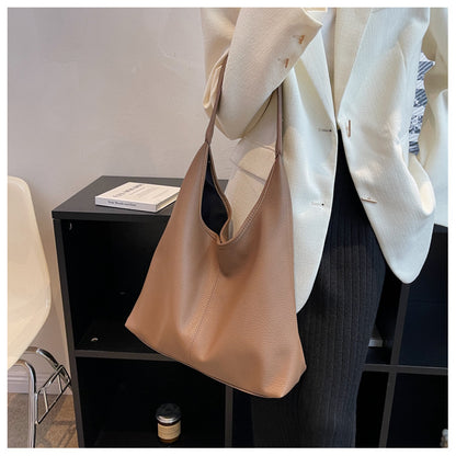 2025 new soft leather underarm shoulder bag mother-and-child bucket ladies' tote bag for work commuting