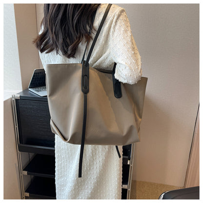 2025 new versatile shoulder bag, college students' commuting tote bag