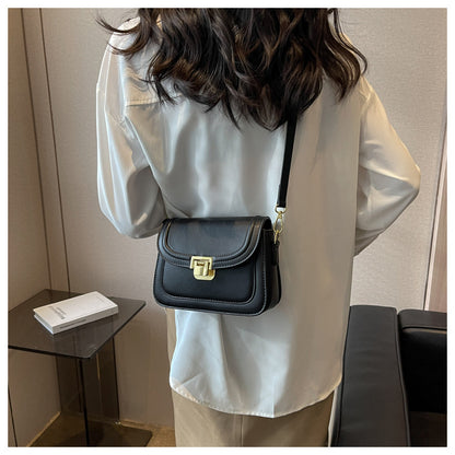 Western retro bag for women 2023 popular new style trendy online celebrity shoulder bag versatile ins crossbody small square bag