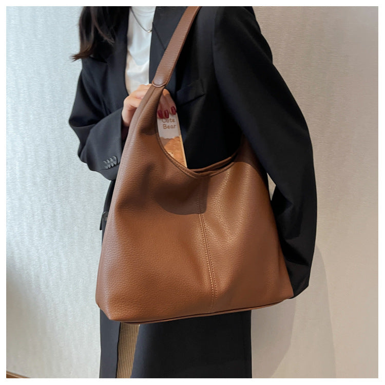 2025 new soft leather underarm shoulder bag mother-and-child bucket ladies' tote bag for work commuting