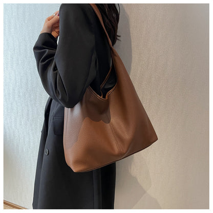 2025 new soft leather underarm shoulder bag mother-and-child bucket ladies' tote bag for work commuting