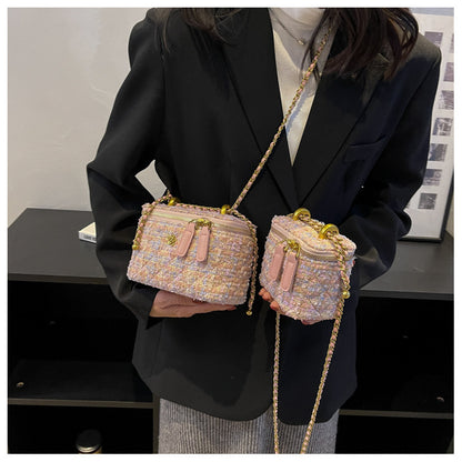 Woolen mini chain bag 2025 new niche design box bag autumn and winter versatile crossbody bag