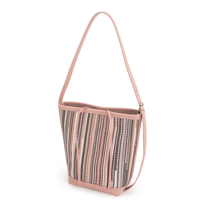 Bucket bag for women, crossbody, high-end, niche design, new large-capacity woven commuter bag